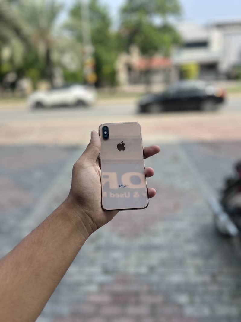 Apple iPhone XS 8