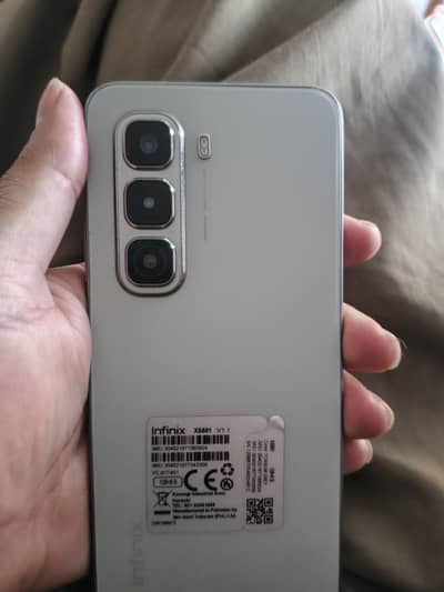 Infinix Hot 50 Pro