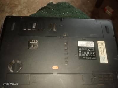 THIS LAPTOP FOR SALE