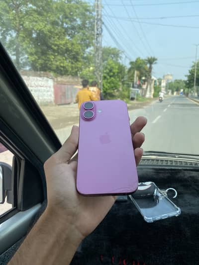Apple iPhone 16