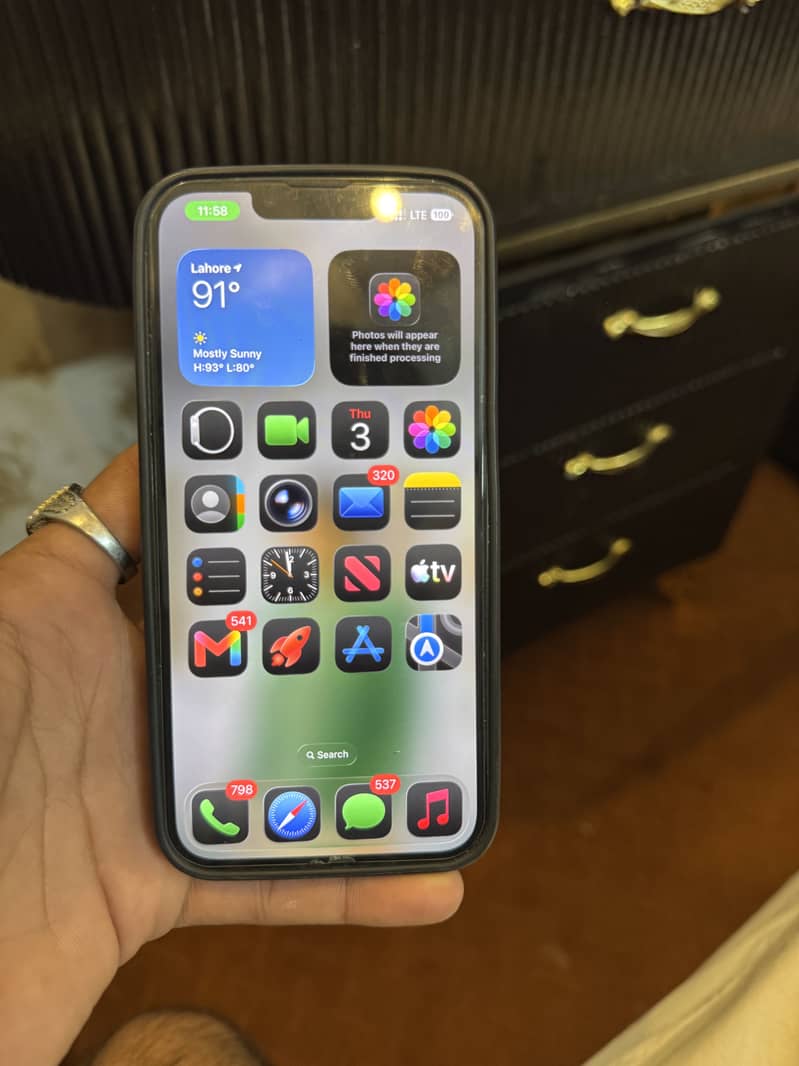 Apple iPhone 13 Pro 6