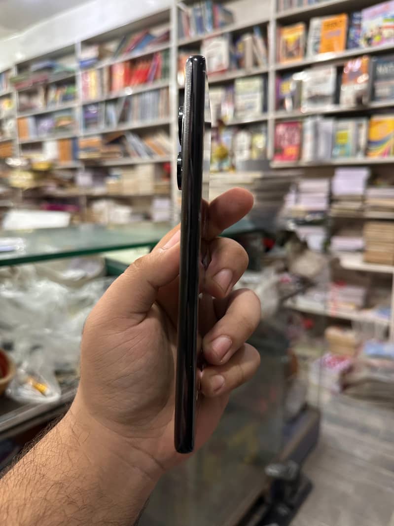 Redmi note 14 pro 4