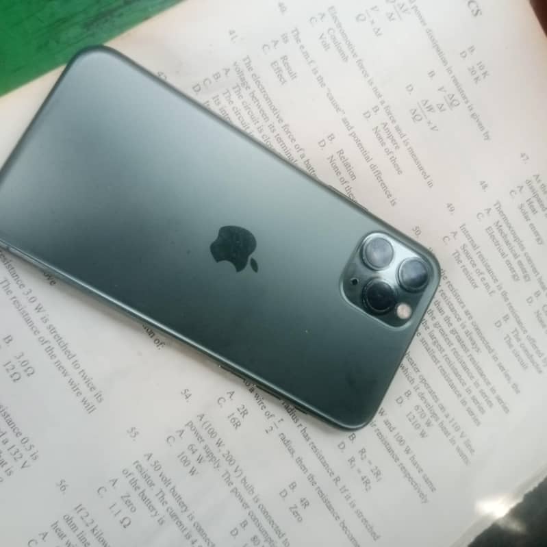 Apple iPhone 11 Pro 2