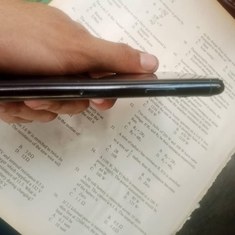 Apple iPhone 11 Pro 5