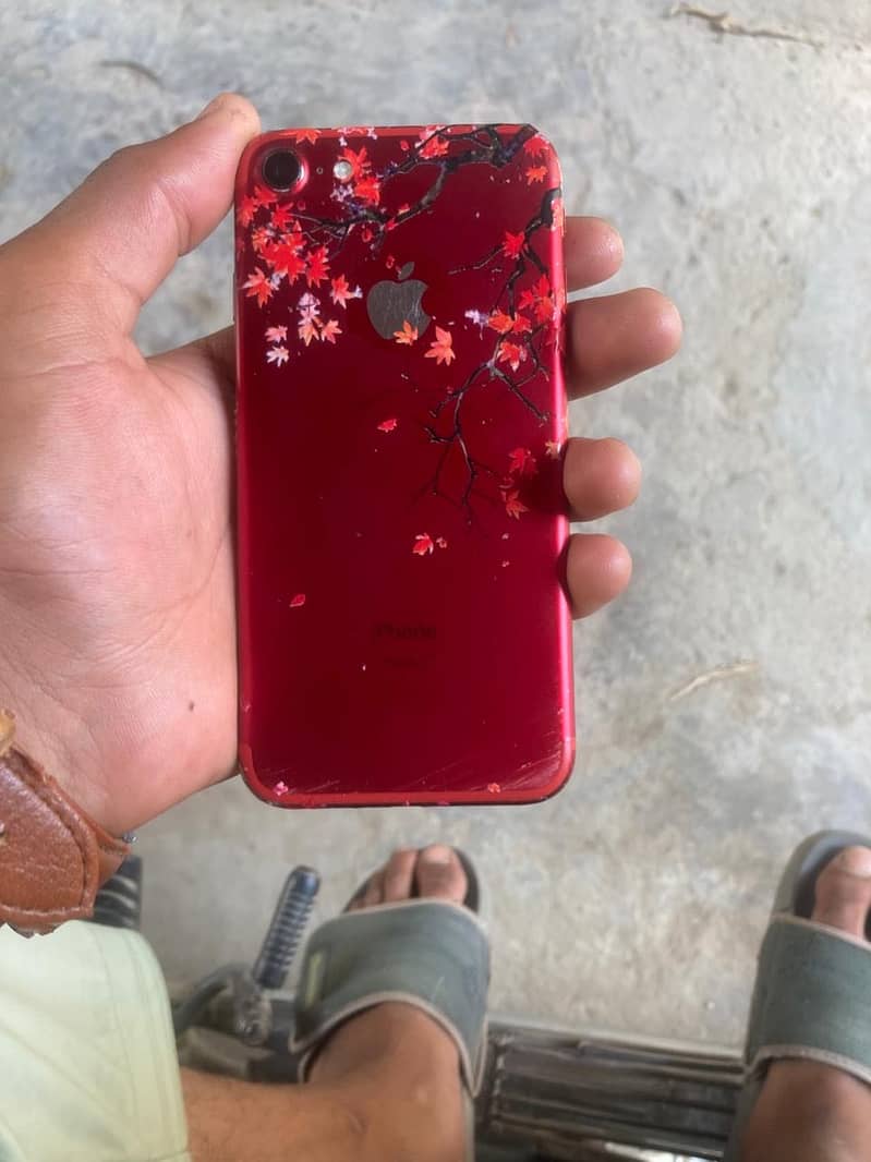 iPhone 7 4