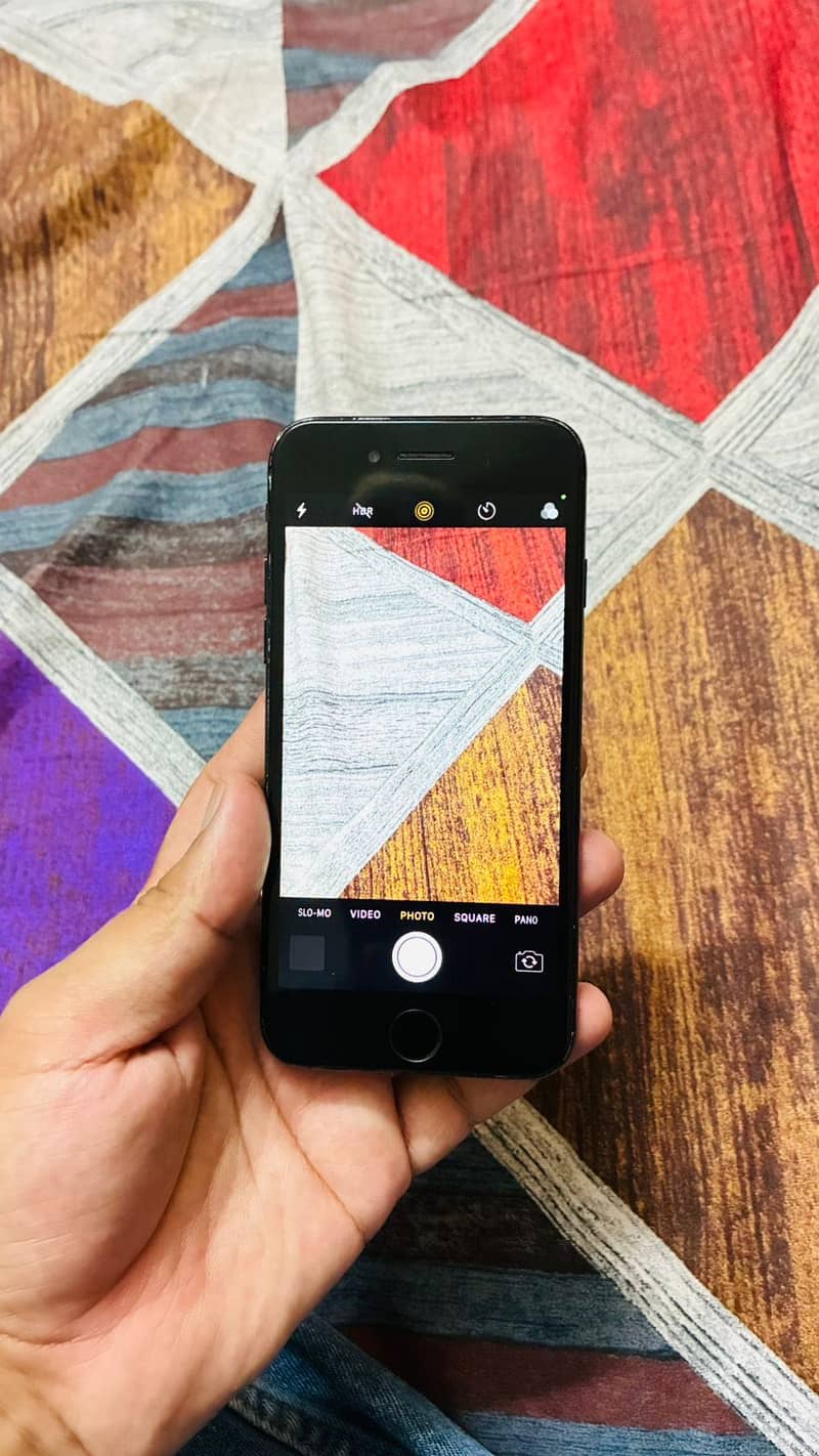 Apple iPhone 7 11