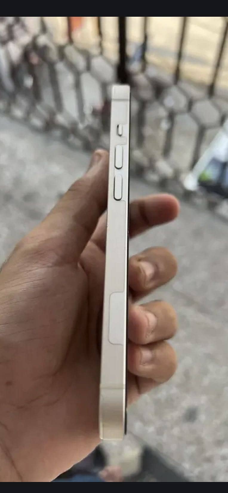 iPhone 14 2