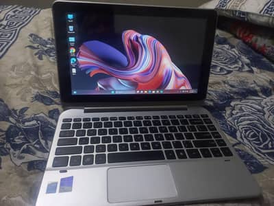 y11B Laptop + Tablet De-Attachable for sale Excellent condition