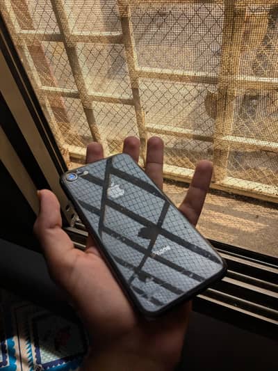 Apple iPhone 8 condition 10/10