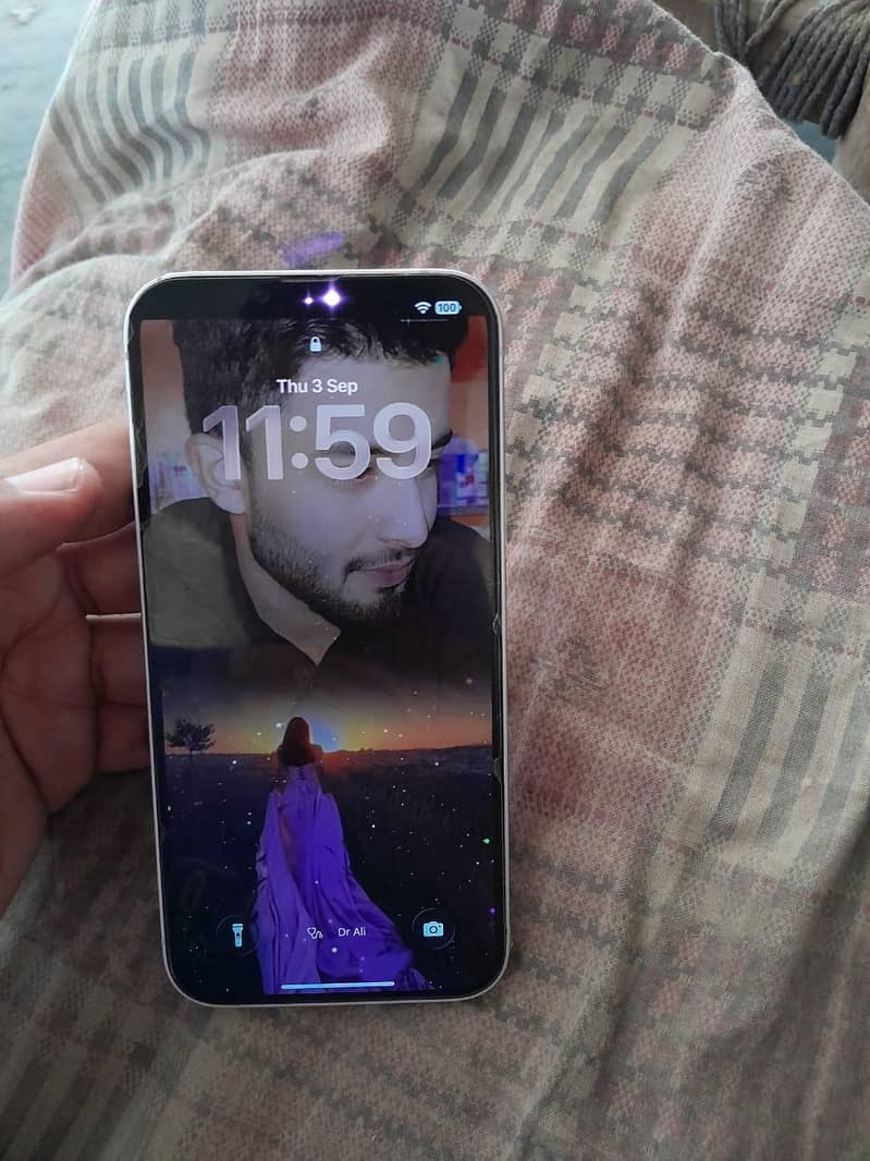 Apple iPhone 14 plus 4