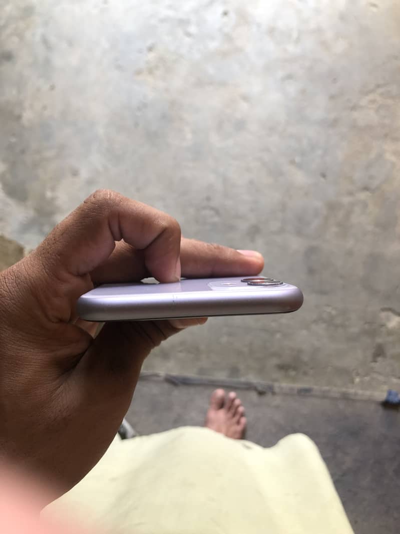 Apple iPhone 11 1
