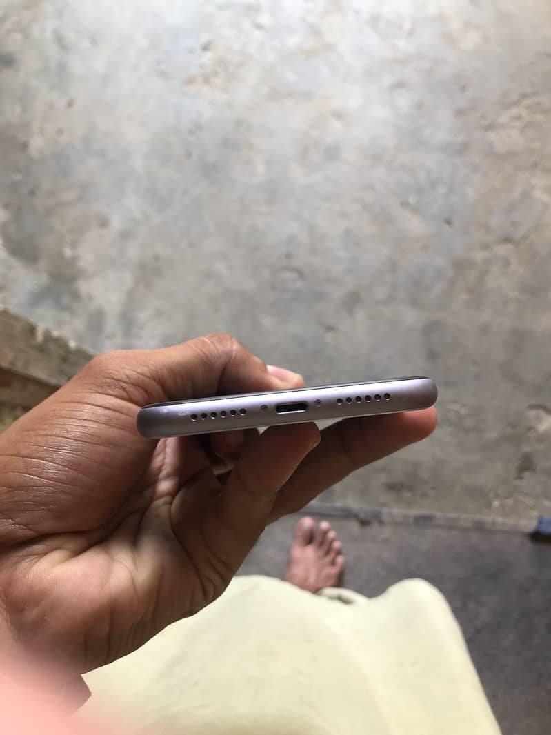 Apple iPhone 11 2