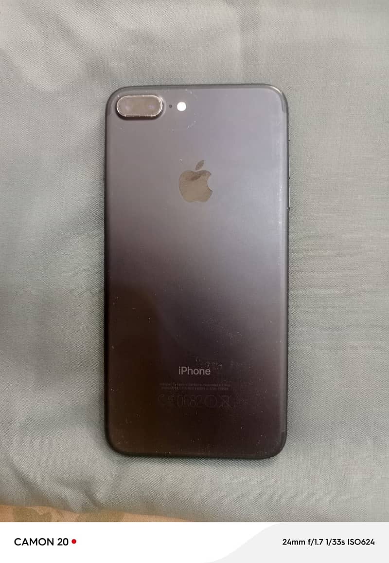 Apple iPhone 7 Plus 4