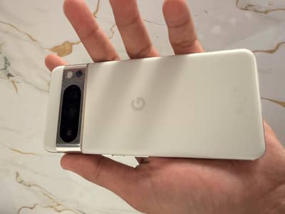 Google Pixel 8 Pro