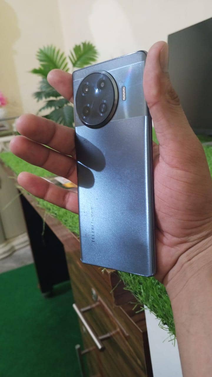 Tecno Spark 20 Pro Plus 5
