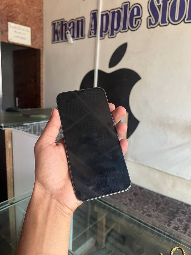Apple iPhone 14 Pro Max 1