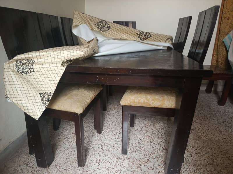 6-Seater Dining Table Set 3