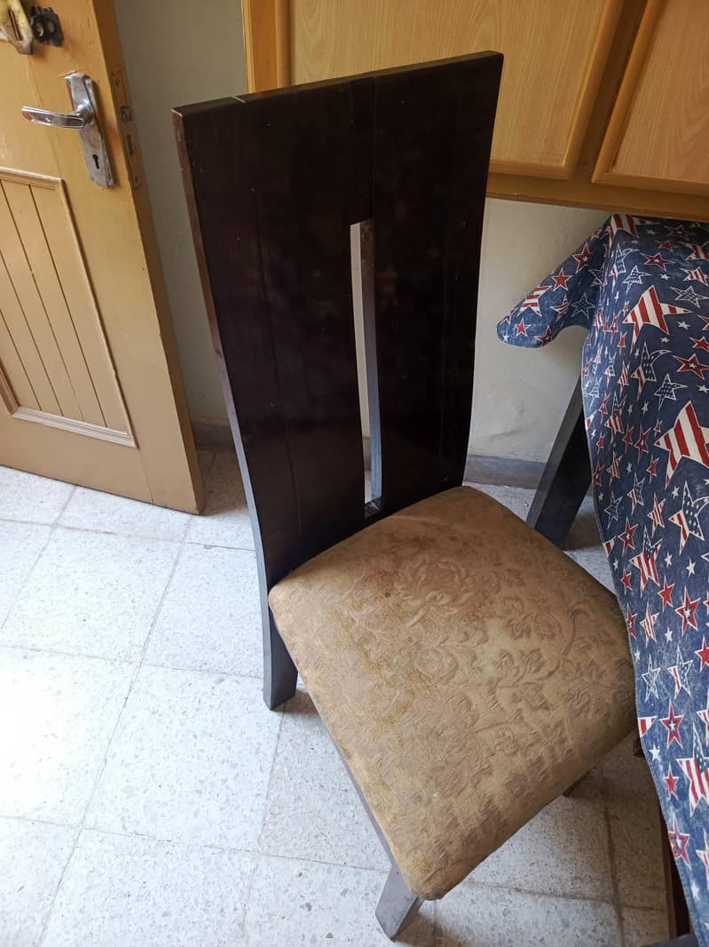 6-Seater Dining Table Set 5