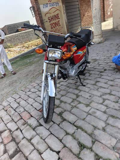 Honda 125 Brand new total genuine