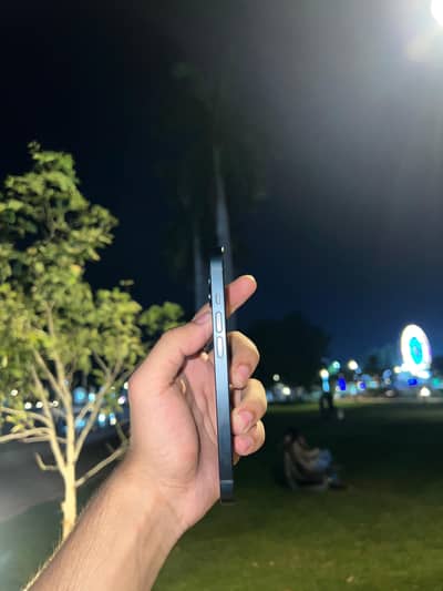 Apple iPhone 14