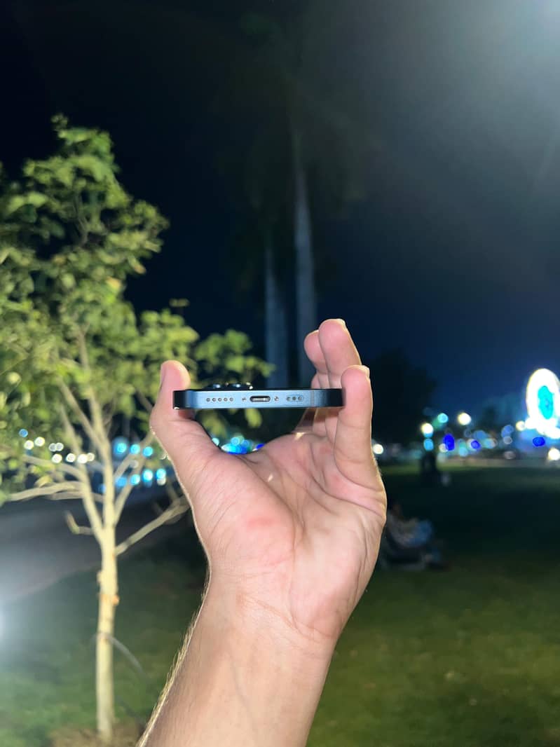 Apple iPhone 14 2