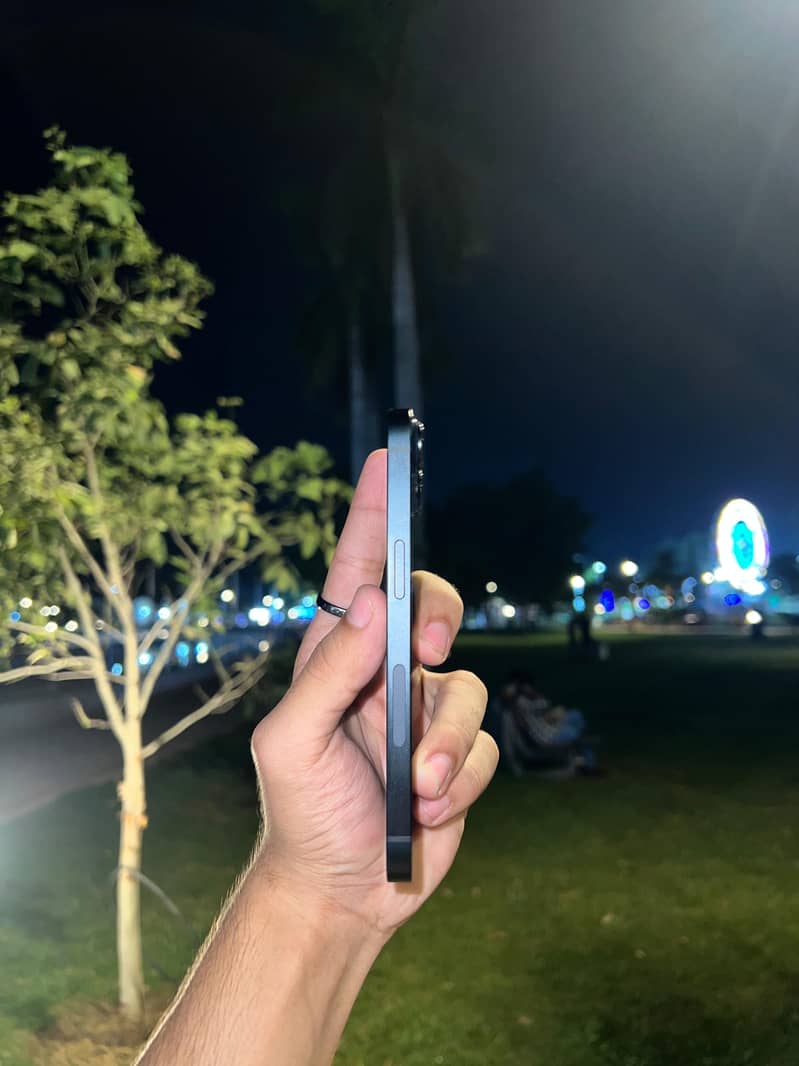 Apple iPhone 14 3