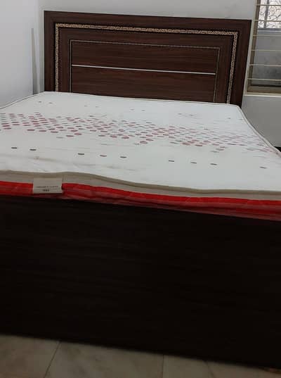 Queen Size Bed