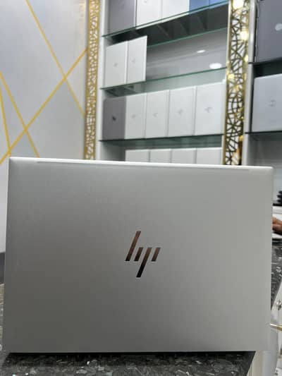 HP EliteBook 840 G9 | i5 12th Gen | 8GB DDR5 | 256GB SSD | 14" WUXGA