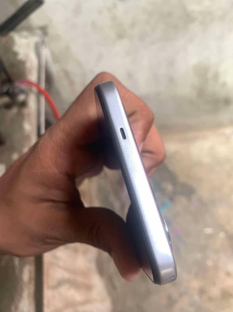 Tecno spark 40 4