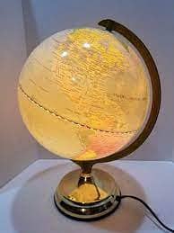 Touch Globe Lamp 1