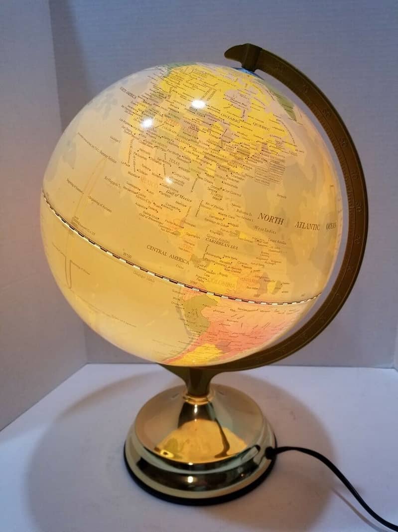 Touch Globe Lamp 2