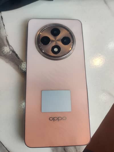OPPO Reno12 F