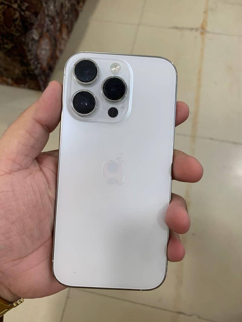 Apple iPhone 14 Pro 3