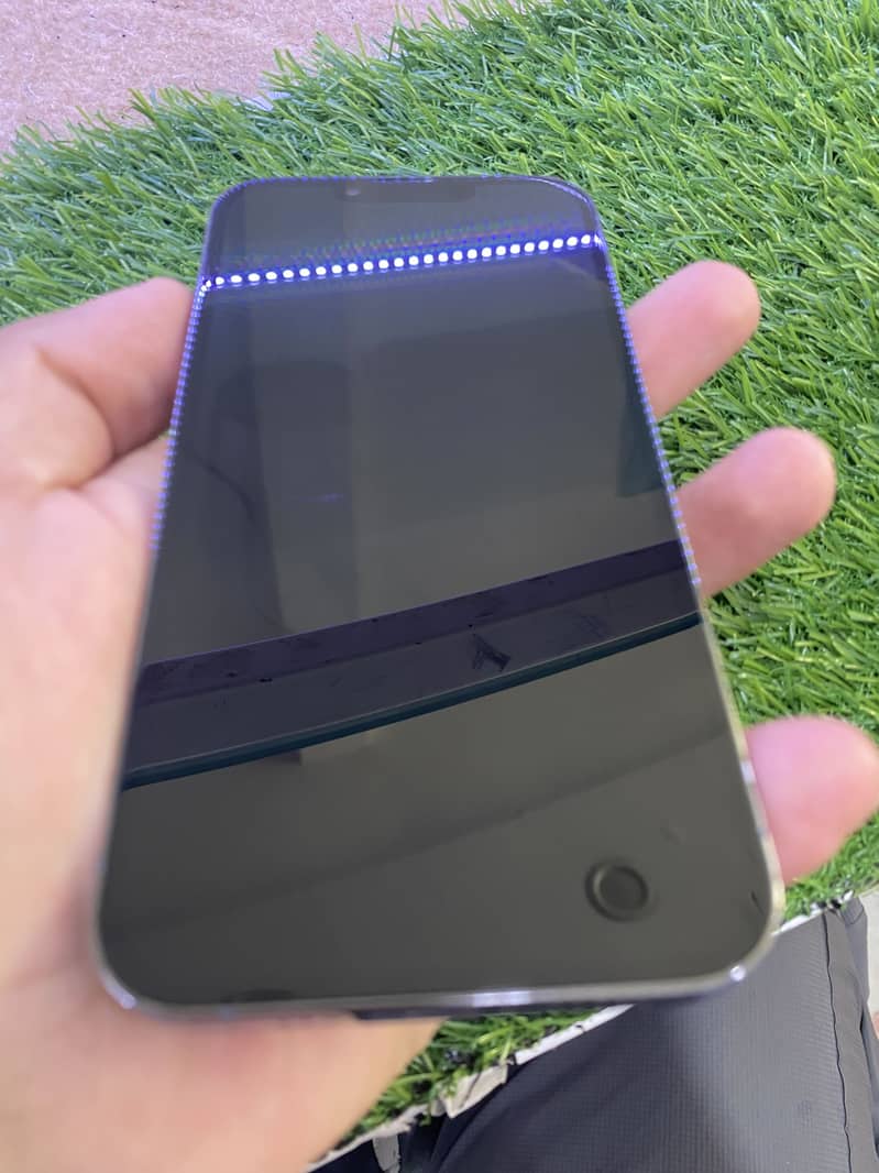 Apple iPhone 13 Pro 2