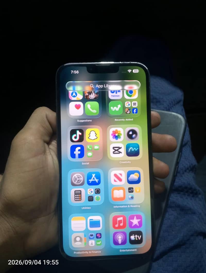 Apple iPhone 13 Pro Max 1