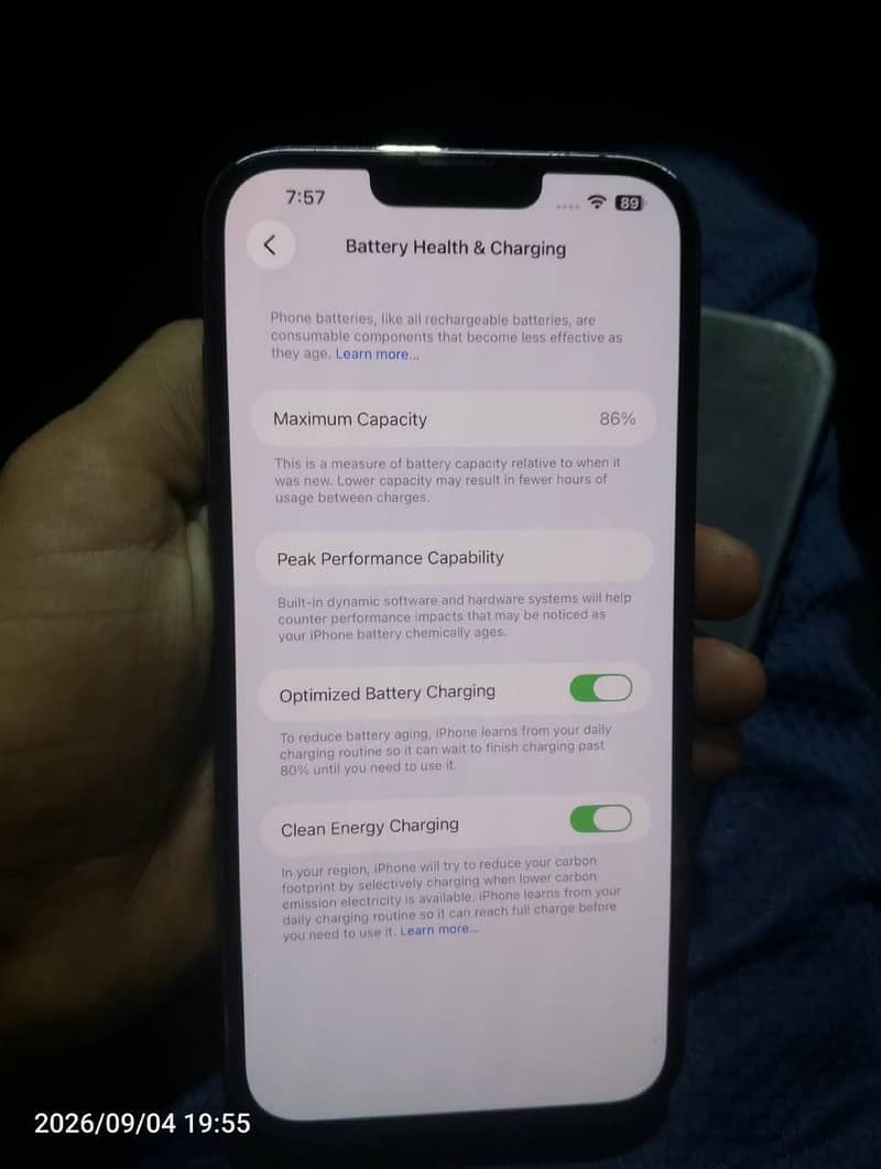 Apple iPhone 13 Pro Max 2