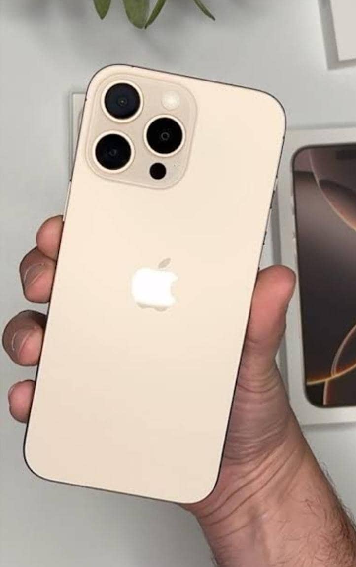 Apple iPhone 16 Pro Max 1