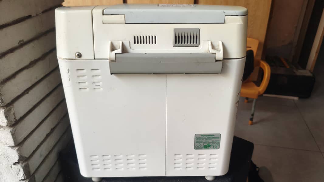Panasonic SD-253 Bread Maker 2
