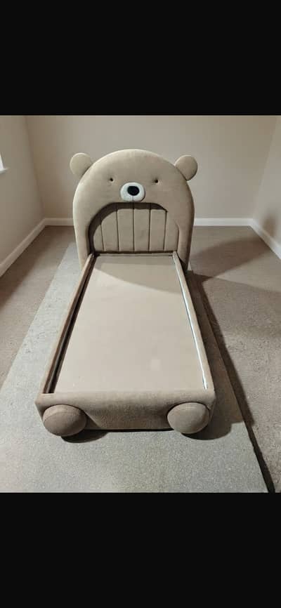 Kids Bed with Stylish Bear Design