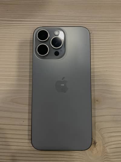 Apple iPhone 15 Pro Max