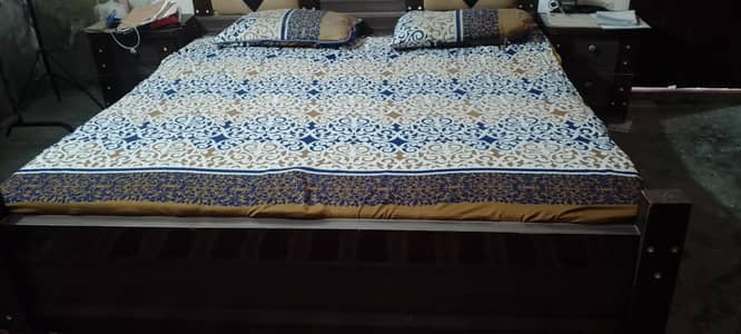 Bed with molty foam for sell