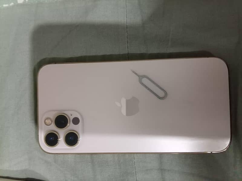 Apple iPhone 12 Pro 4