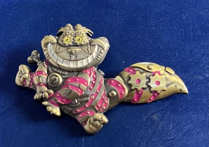Disney Alice in Wonderland Steampunk Cheshire Cat Pin For sell