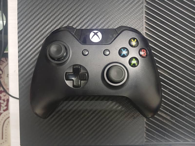 Xbox One With Controller 100% Working 2