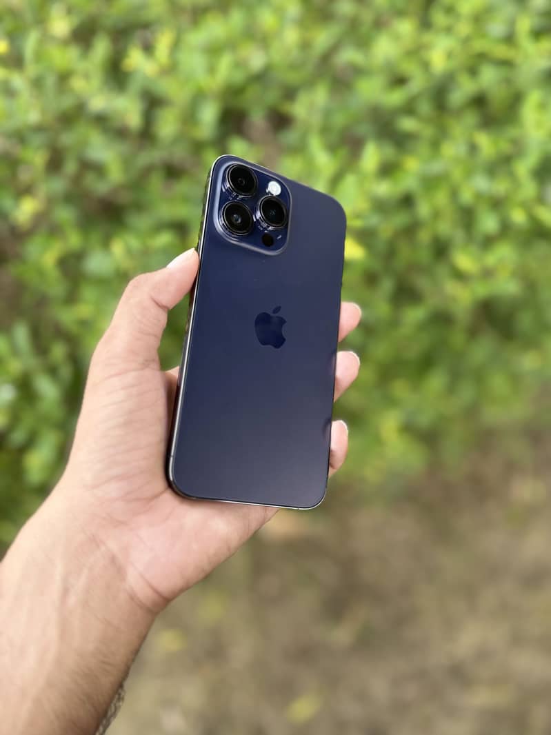 Apple iPhone 14 Pro Max 2