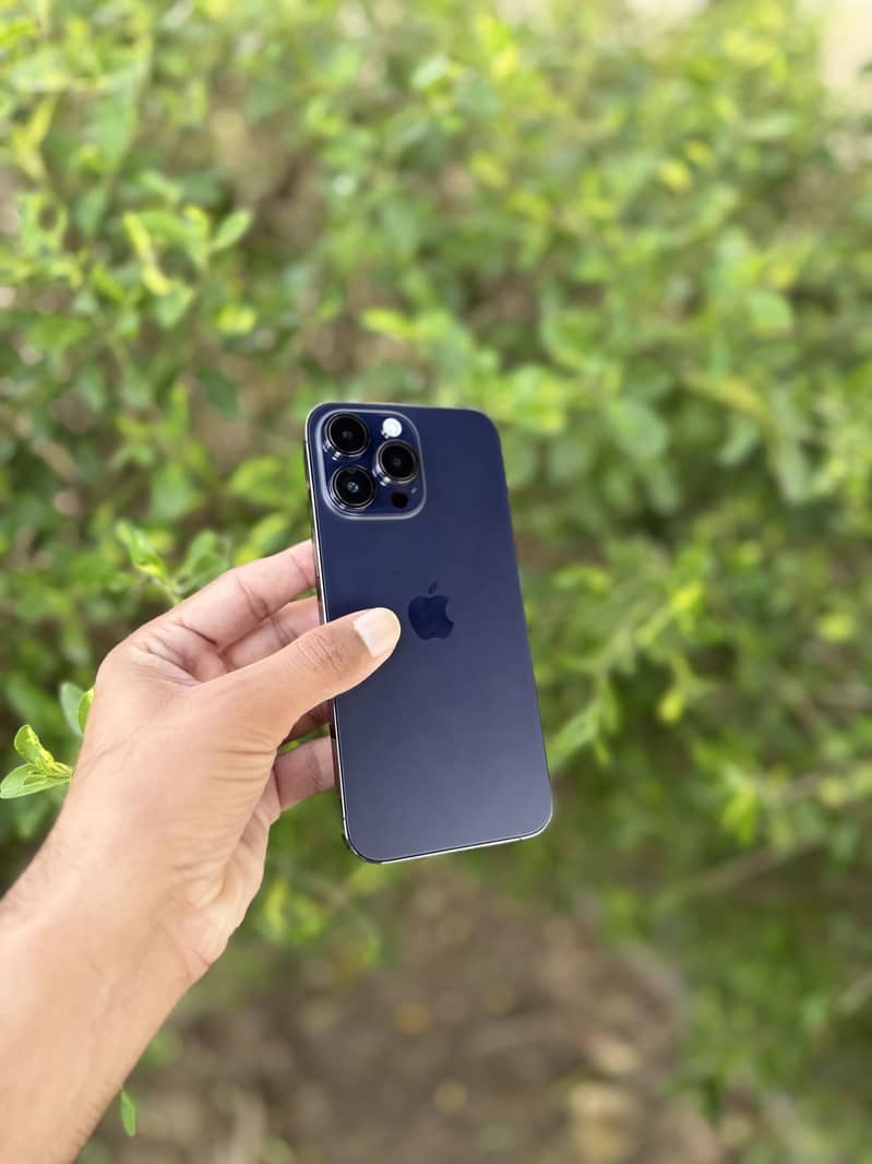 Apple iPhone 14 Pro Max 3
