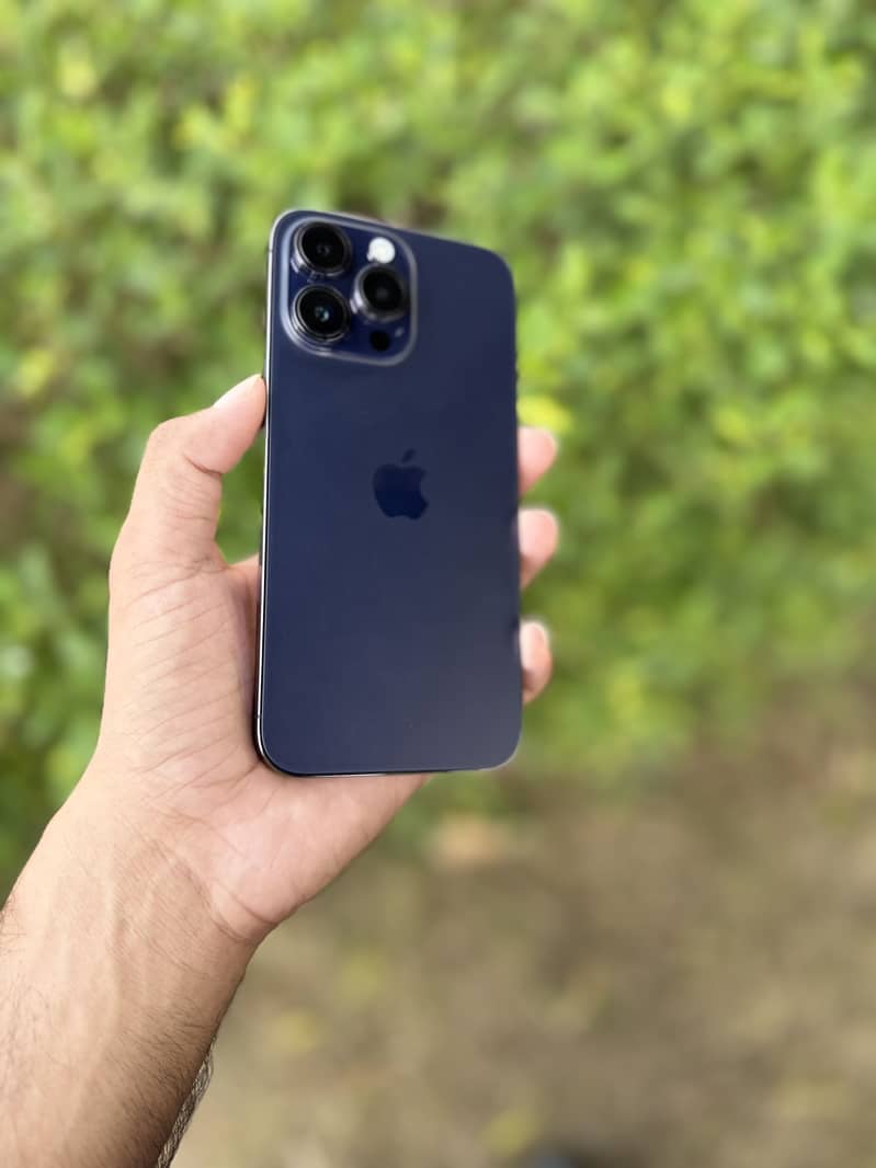 Apple iPhone 14 Pro Max 4