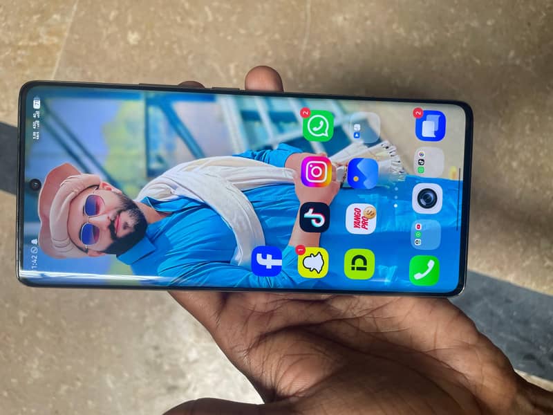 Infinix Note 40 Pro 0