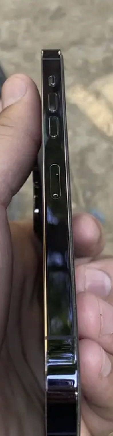 Apple iPhone 14 Pro Max 1