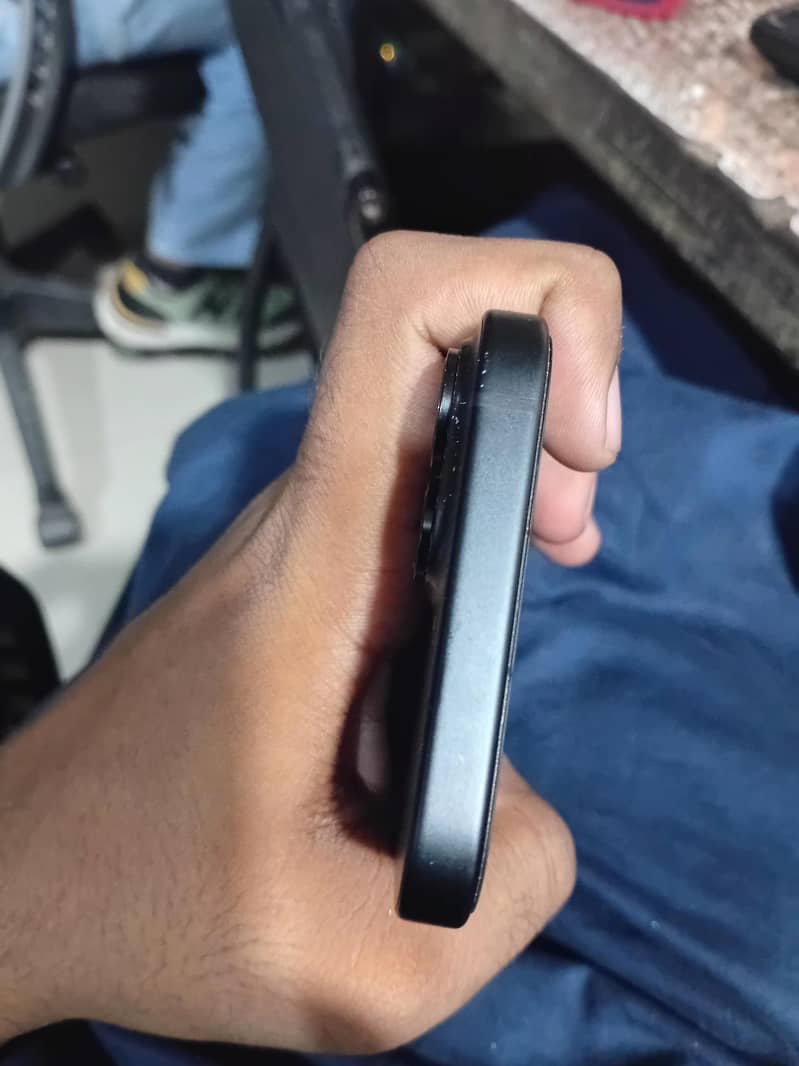 Apple iPhone 15 0